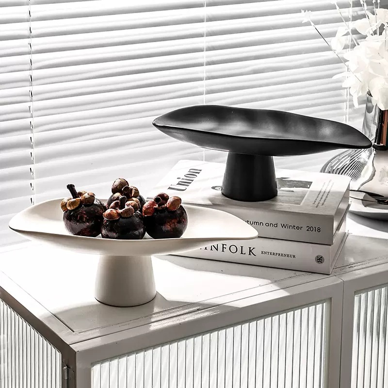 Black and White Resin Storage  - Food Snacks That Are Black recension och pris