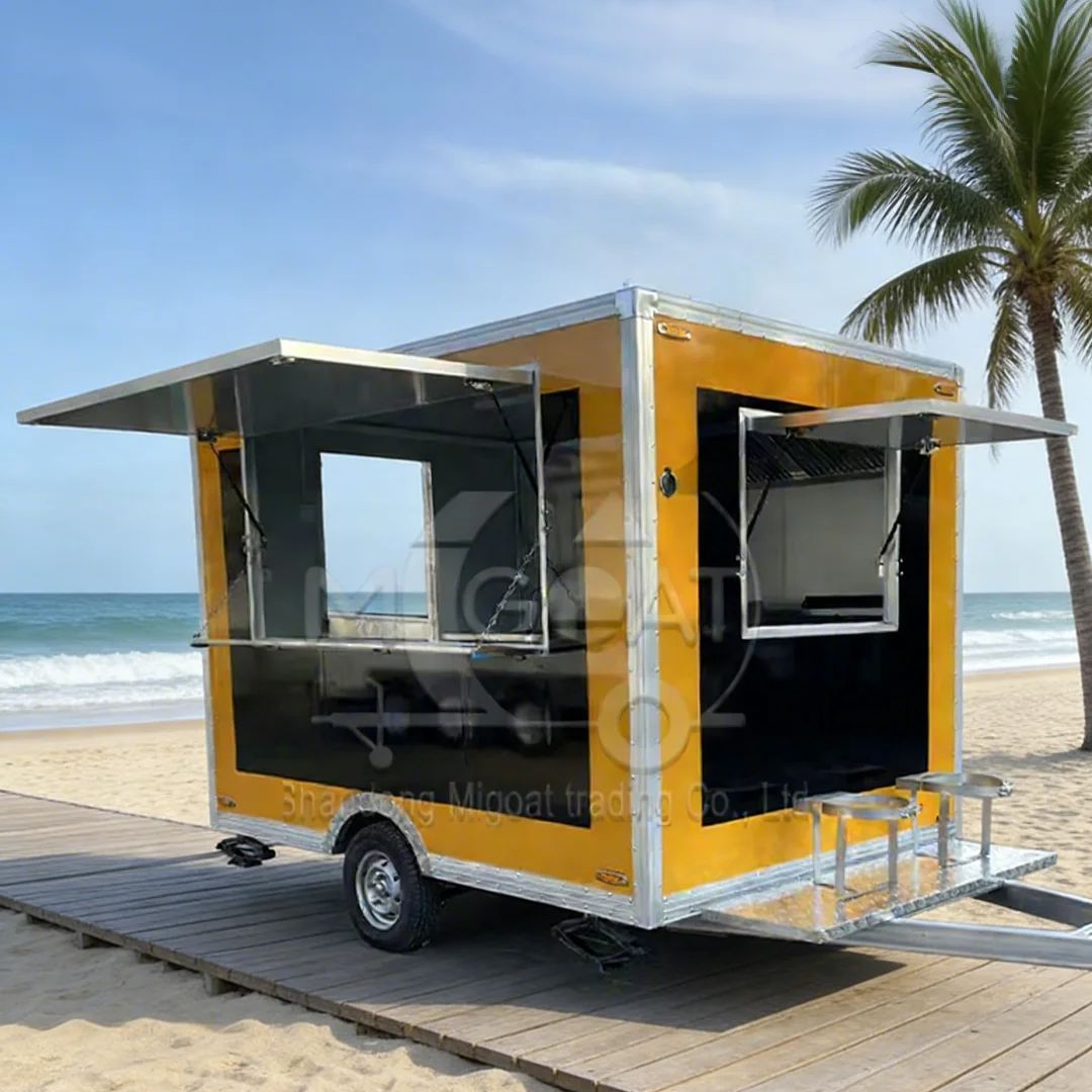 Towing yellow and black color- - Food Snacks That Are Black recension och pris