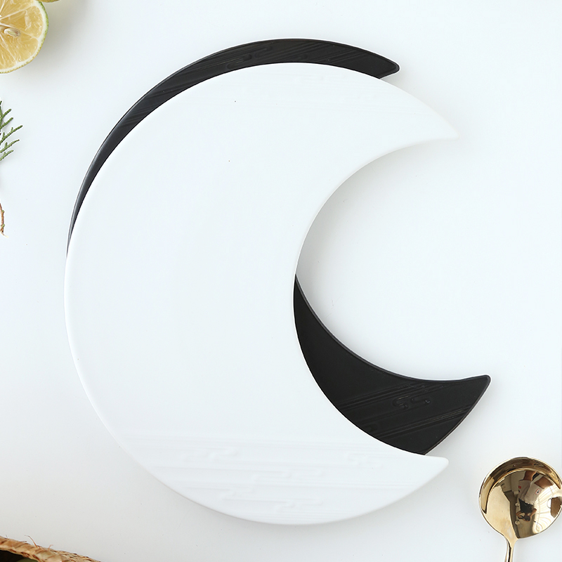 Creative Crescent Ceramic West - Food Snacks That Are Black recension och pris